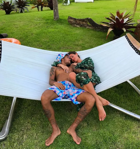 Bruna Marquezine, neymar