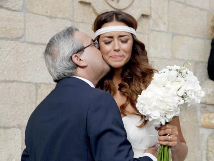 Jorge Barros levou a filha, Sofia Ribeiro, ao altar, em setembro de 2011. A atriz emocionou-se e, agora que o pai está doente, tem sido a sua única visita regular.