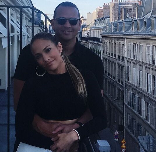 As férias românticas de Jennifer Lopez e Alex Rodriguez em Paris