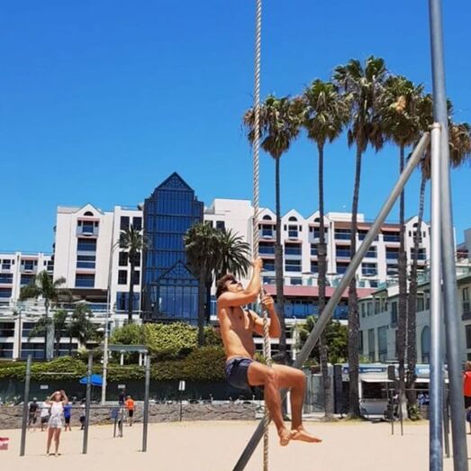 Lourenço Ortigão nas praias californianas