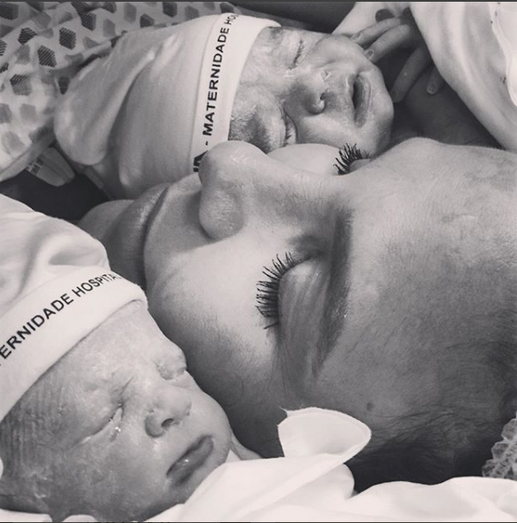 Marina e Helena nasceram em plena comemoração do Carnaval, a 10 de fevereiro, em Salvador