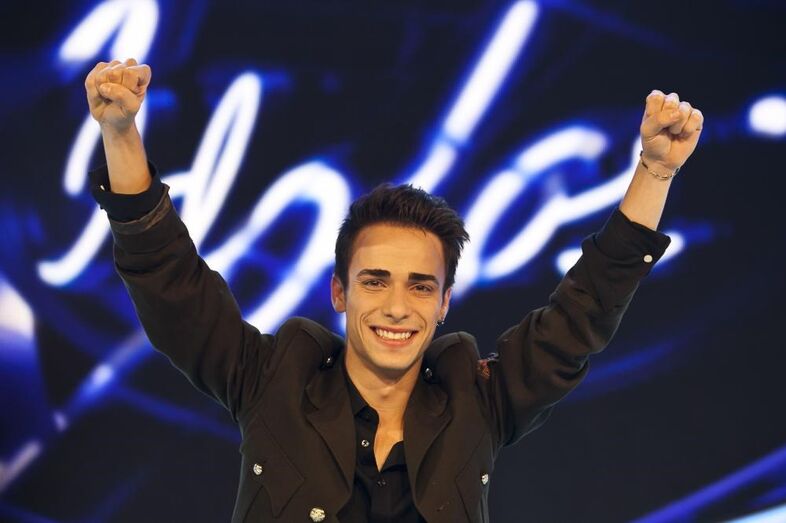 Diogo Piçarra torna-se conhecido em 2012 ao sair vencedor da 5ª edição dos Ídolos