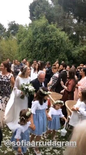 Novas imagens do dia mais feliz de Sofia Arruda