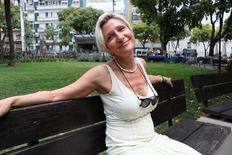 Irina Yankovich, a mãe da filha mais velha de Bruno de Carvalho apareceu e revelou todos os pormenores sobre os cinco anos que viveu ao lado do ex-dirigente leonino.