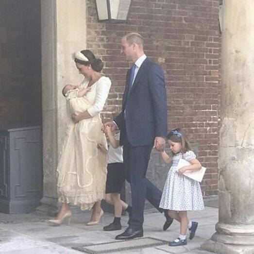 Que ternura. As imagens do batizado do príncipe Louis