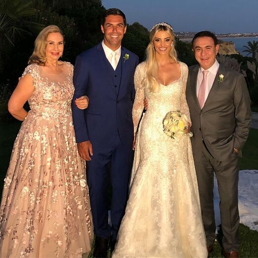 Depois do divóricio com a milionária Athina Oassis, Doda casa-se no Algarve. As primeiras imagens