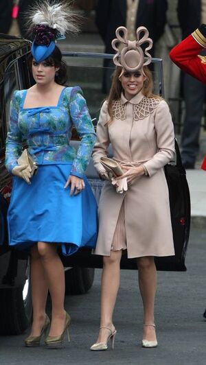 Os piores looks da princesa Eugenie 