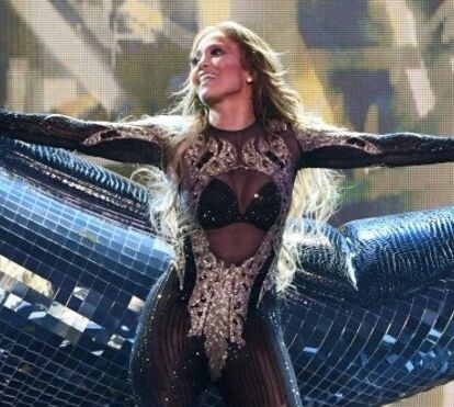 Que grande farra! Jennifer Lopez diz adeus a Las Vegas com festa de arromba
