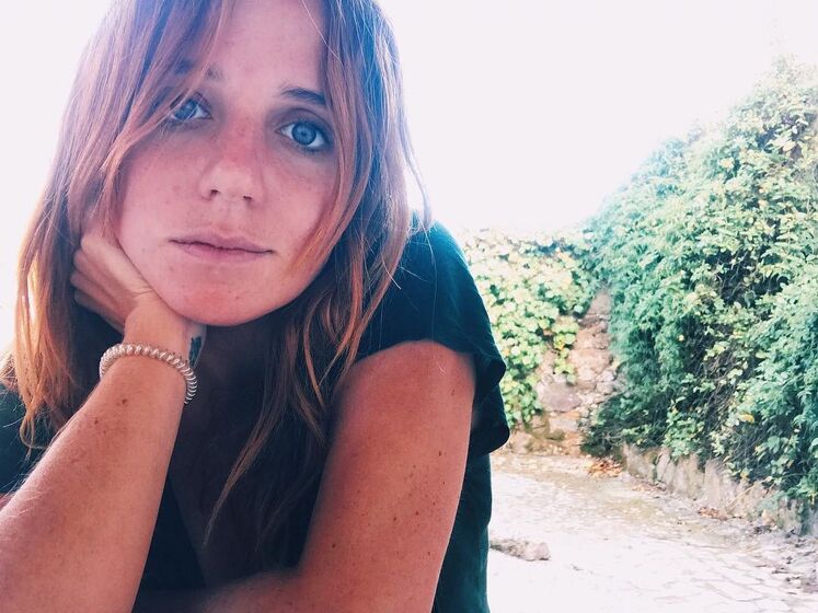 Inês Herédia faz revelação sobre grande amor: Não saiu do país para reconquistar namorada