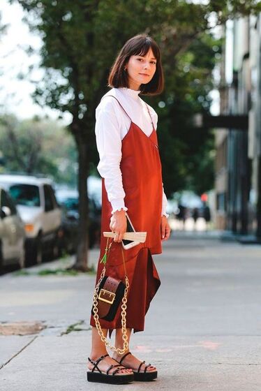 Como usar os vestidos de Verão ao longo do Outono