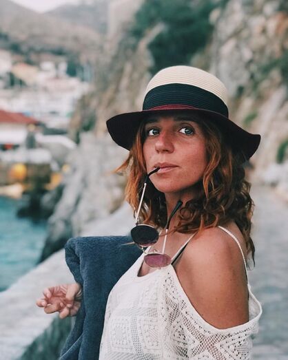 Inês Herédia faz revelação sobre grande amor: Não saiu do país para reconquistar namorada