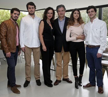 José Maria Tallon reúne amigos e vários famosos em dia especial 