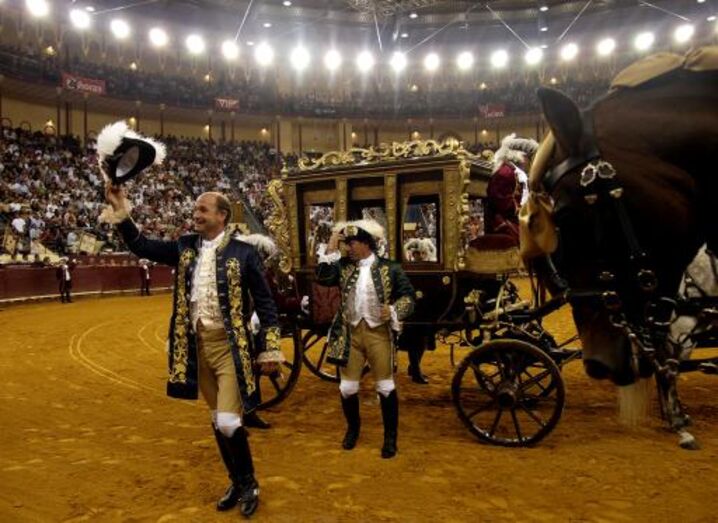 Campo Pequeno, temporada, encerramento, corrida de toiros, gala à antiga portuguesa