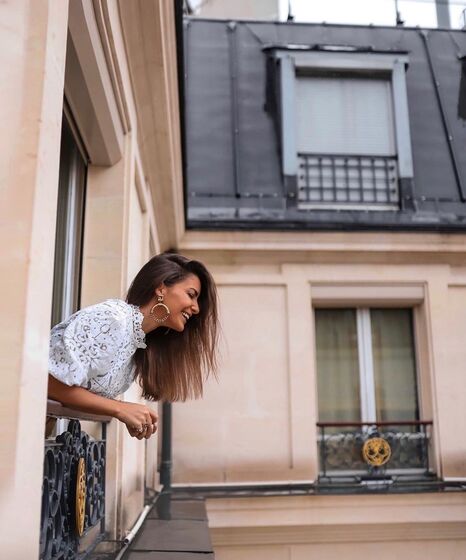 Blusas de estilo romântico, um must have 