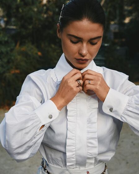 Blusas de estilo romântico, um must have 