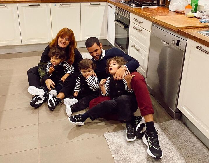 Carolina Deslandes revela mensagem enigmática sobre relações